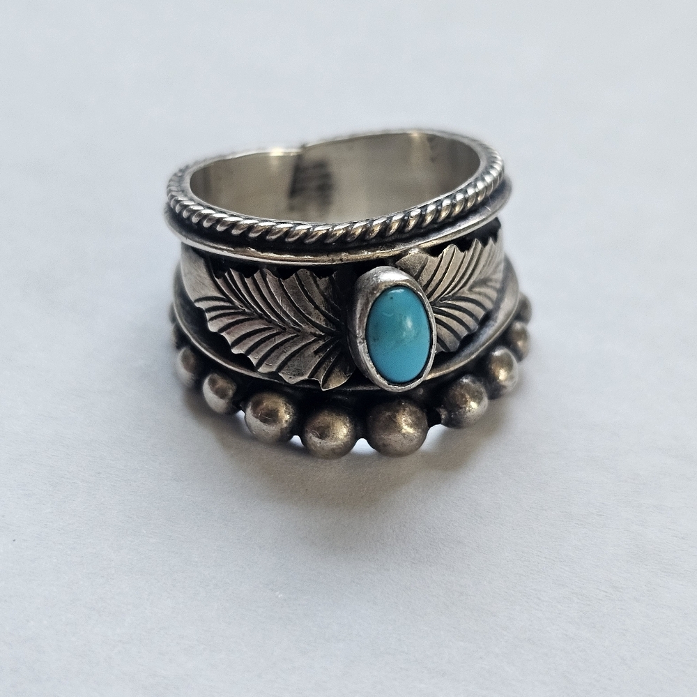 Sterling Silver Native American Turqoise Ring